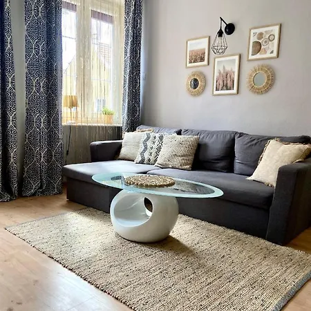 Starogdański 4 Apartament