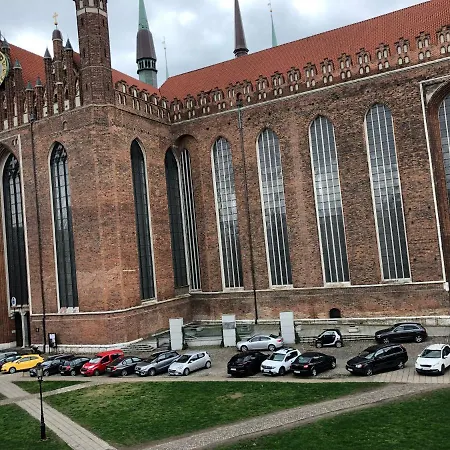 Starogdanski 4 Appartamento