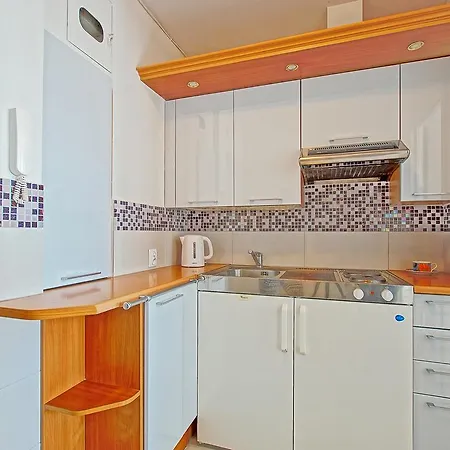Starogdanski 4 Apartment *